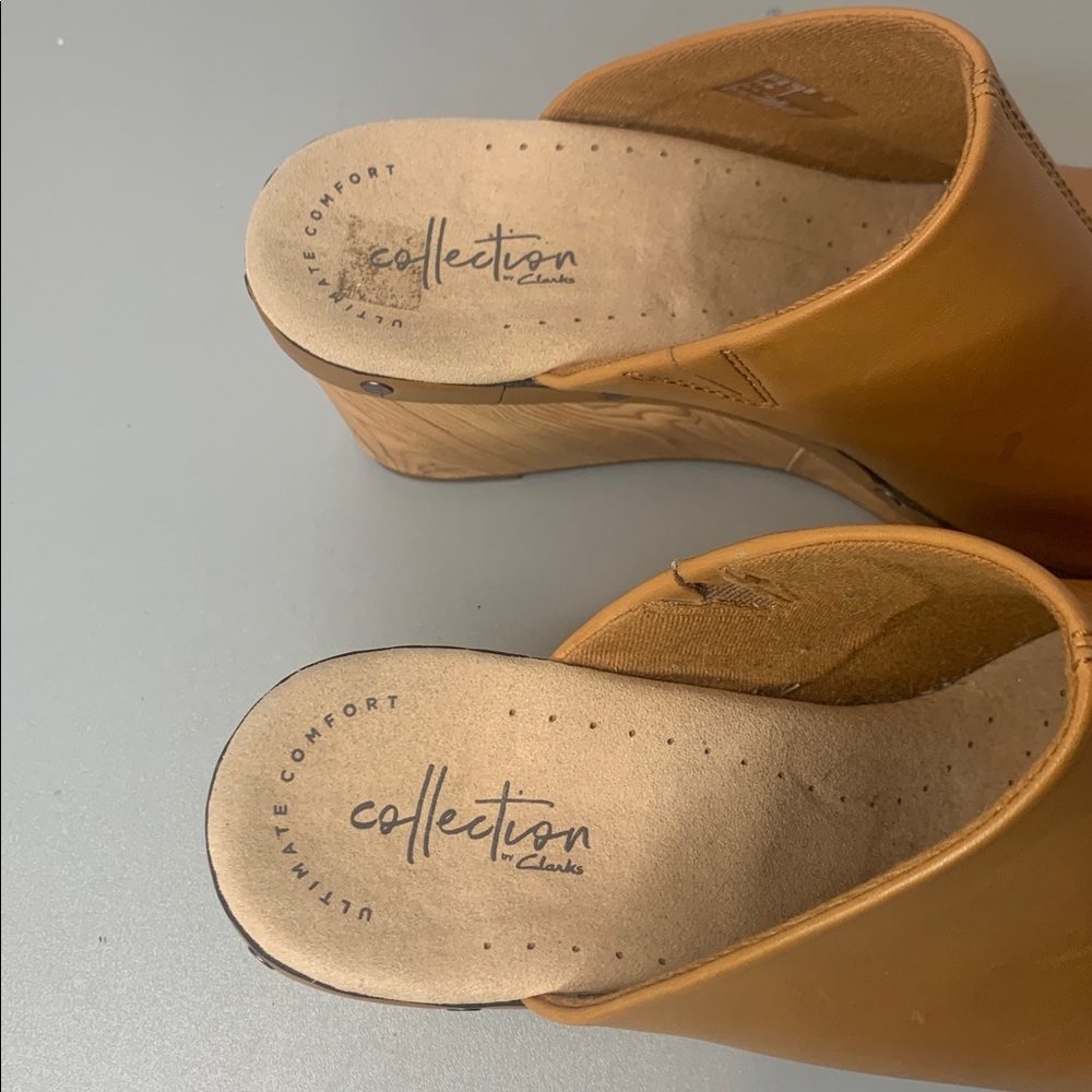 Clarks Brown Leather copper accents Wedge 3” Mules Size 9 - Picture 7 of 13